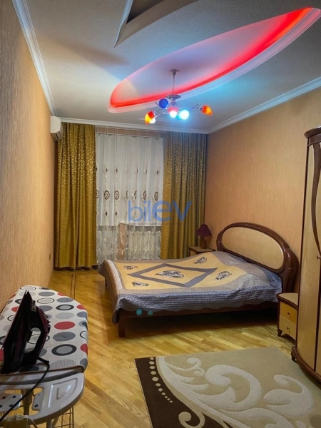 Aylıq Kirayə 3 otaqlı Yeni Tikili bina evi  100m², Bakı