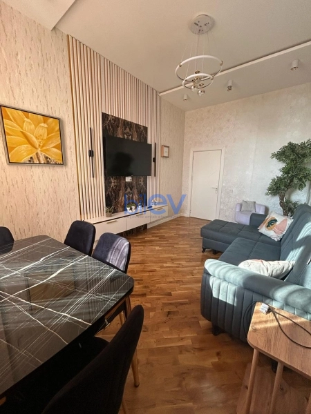 Aylıq Kirayə 2 otaqlı Yeni Tikili bina evi  52m², Bakı
