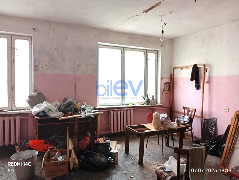 Satış 1 otaqlı Köhnə Tikili bina evi  35m², Bakı