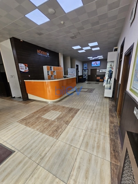 Aylıq Kirayə 7 otaqlı Obyekt  200m², Bakı