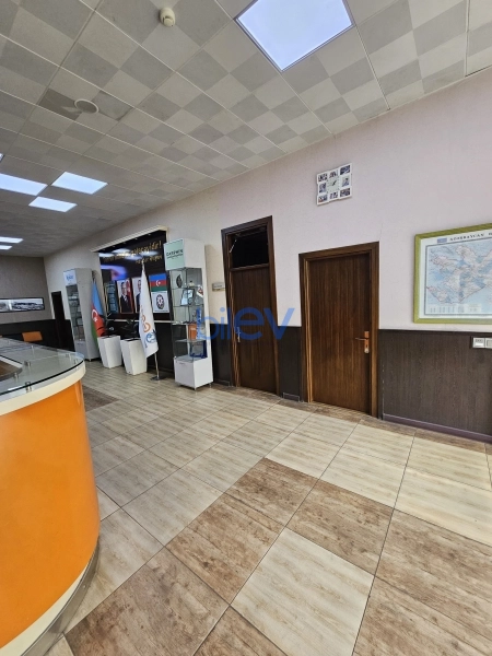 Aylıq Kirayə 7 otaqlı Obyekt  200m², Bakı