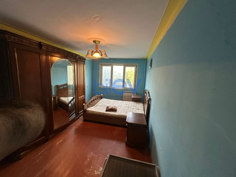 Aylıq Kirayə 3 otaqlı Köhnə Tikili bina evi  65m², Bakı