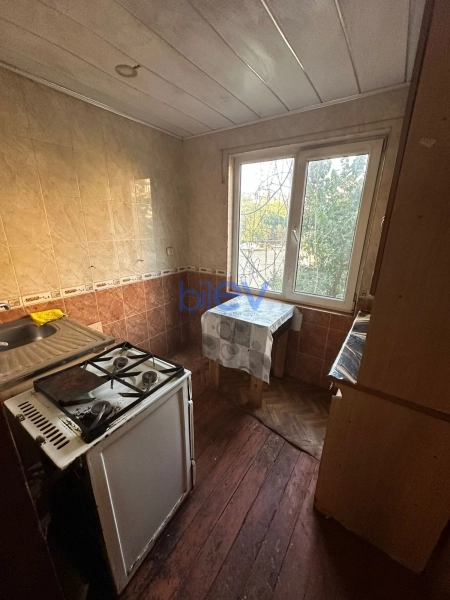 Aylıq Kirayə 3 otaqlı Köhnə Tikili bina evi  65m², Bakı