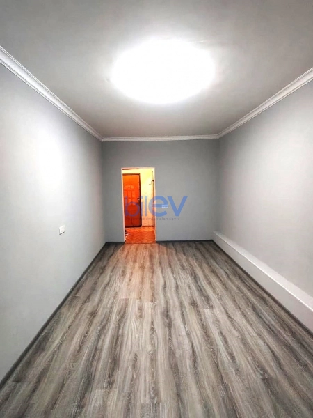 Satış 1 otaqlı Köhnə Tikili bina evi  23m², Bakı