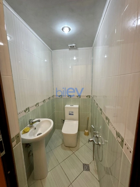 Aylıq Kirayə 2 otaqlı Yeni Tikili bina evi  95m², Bakı