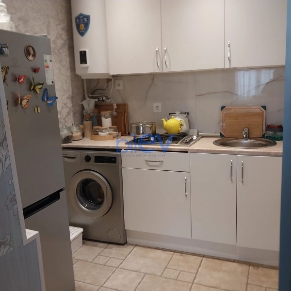 Aylıq Kirayə 2 otaqlı Köhnə Tikili bina evi  55m², Bakı