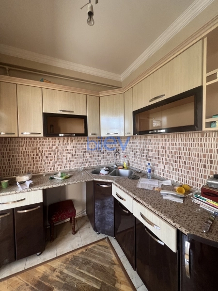 Aylıq Kirayə 4 otaqlı Köhnə Tikili bina evi  90m², Bakı