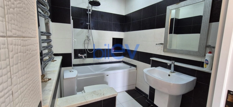 Satış 2 otaqlı Yeni Tikili bina evi  65m², Bakı