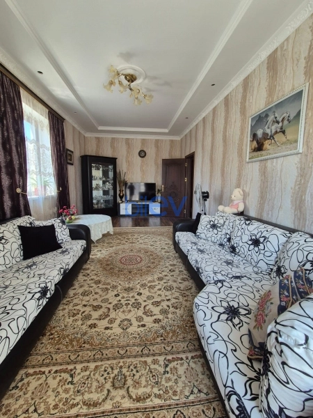 Satış 3 otaqlı Həyət evi  300m², Bakı