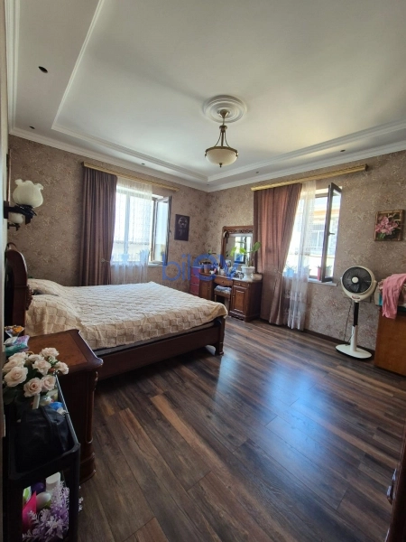 Satış 3 otaqlı Həyət evi  300m², Bakı