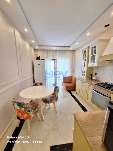 Satış 3 otaqlı Yeni Tikili bina evi  141m², Bakı