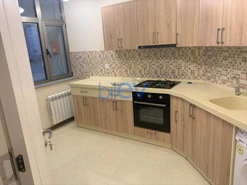 Aylıq Kirayə 2 otaqlı Yeni Tikili bina evi  80m², Bakı