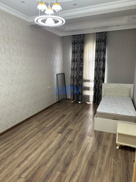 Aylıq Kirayə 3 otaqlı Yeni Tikili bina evi  85m², Bakı