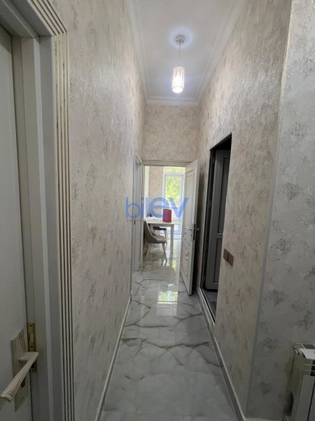 Aylıq Kirayə 2 otaqlı Köhnə Tikili bina evi  52m², Bakı