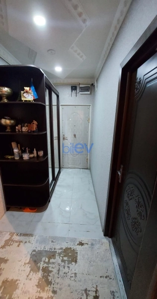 Satış 3 otaqlı Köhnə Tikili bina evi  89m², Bakı