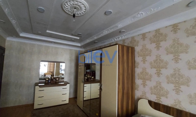 Satış 3 otaqlı Köhnə Tikili bina evi  89m², Bakı