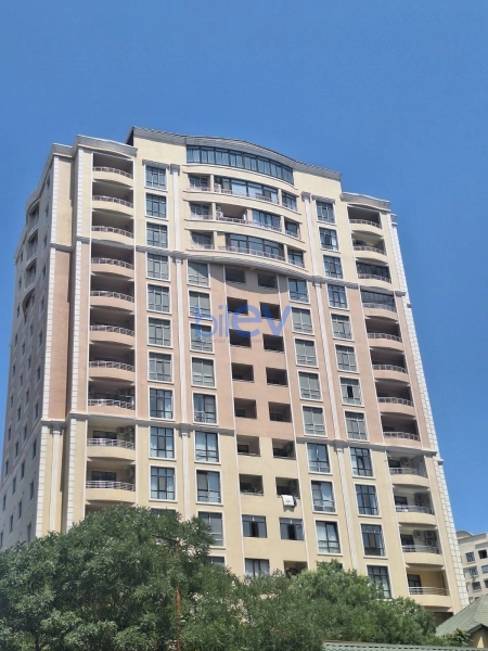 Satış 3 otaqlı Yeni Tikili bina evi  112m², Bakı