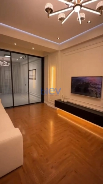 Satış 2 otaqlı Yeni Tikili bina evi  80m², Bakı