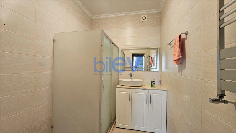 Aylıq Kirayə 2 otaqlı Yeni Tikili bina evi  90m², Bakı