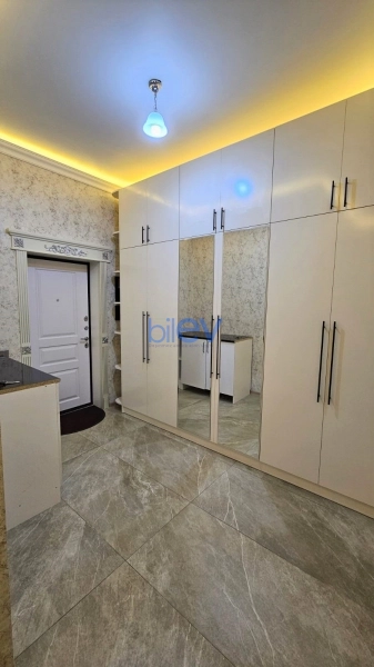 Aylıq Kirayə 2 otaqlı Yeni Tikili bina evi  90m², Bakı