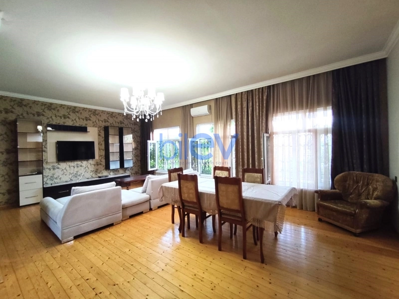 Aylıq Kirayə 4 otaqlı Həyət evi  130m², Bakı