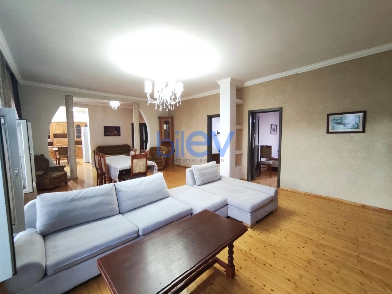 Aylıq Kirayə 4 otaqlı Həyət evi  130m², Bakı