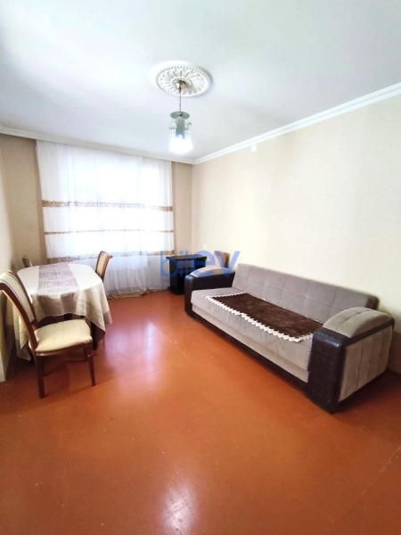 Aylıq Kirayə 2 otaqlı Köhnə Tikili bina evi  62m², Bakı
