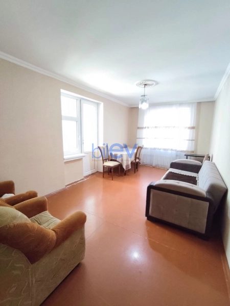 Aylıq Kirayə 2 otaqlı Köhnə Tikili bina evi  62m², Bakı