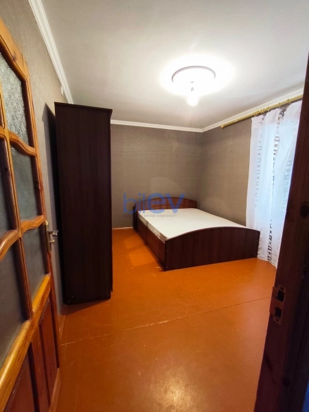 Aylıq Kirayə 2 otaqlı Köhnə Tikili bina evi  62m², Bakı