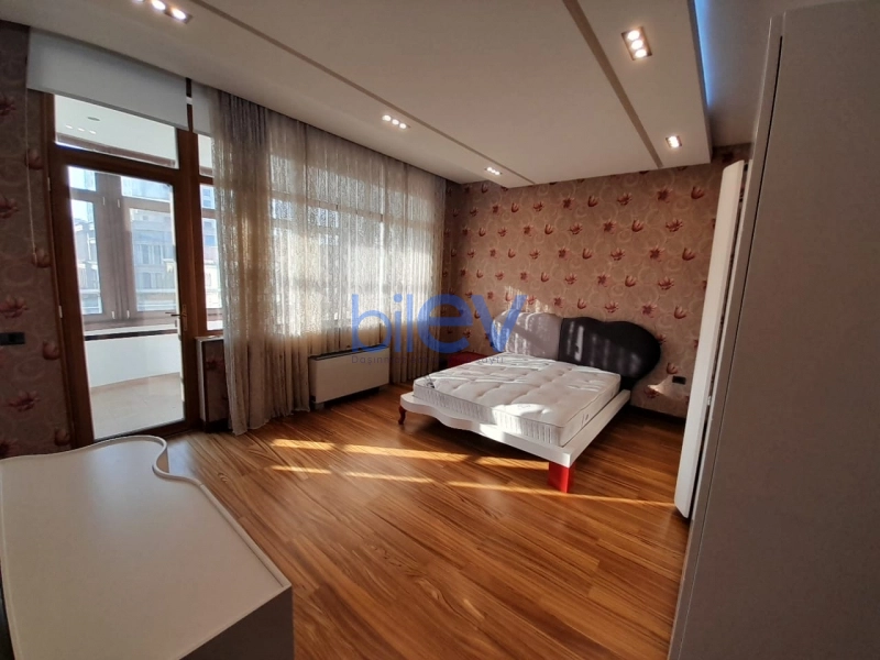 Aylıq Kirayə 3 otaqlı Yeni Tikili bina evi  174m², Bakı