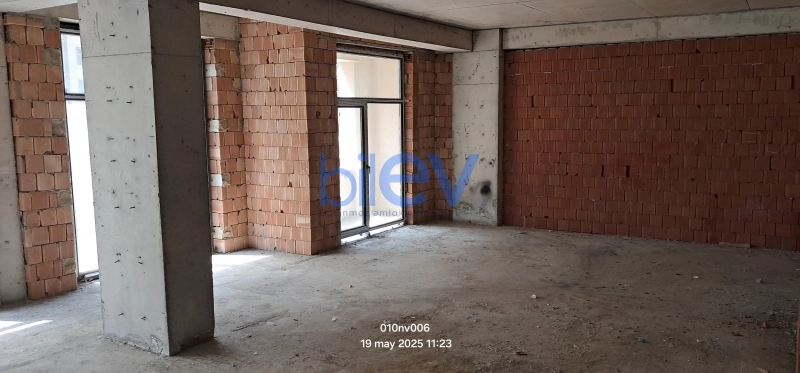 Satış 4 otaqlı Yeni Tikili bina evi  195m², Bakı