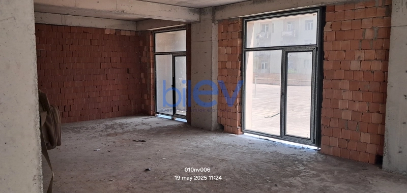 Satış 4 otaqlı Yeni Tikili bina evi  195m², Bakı