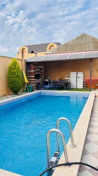 Günlük Kirayə 7 otaqlı Bağ evi  300m², Bakı