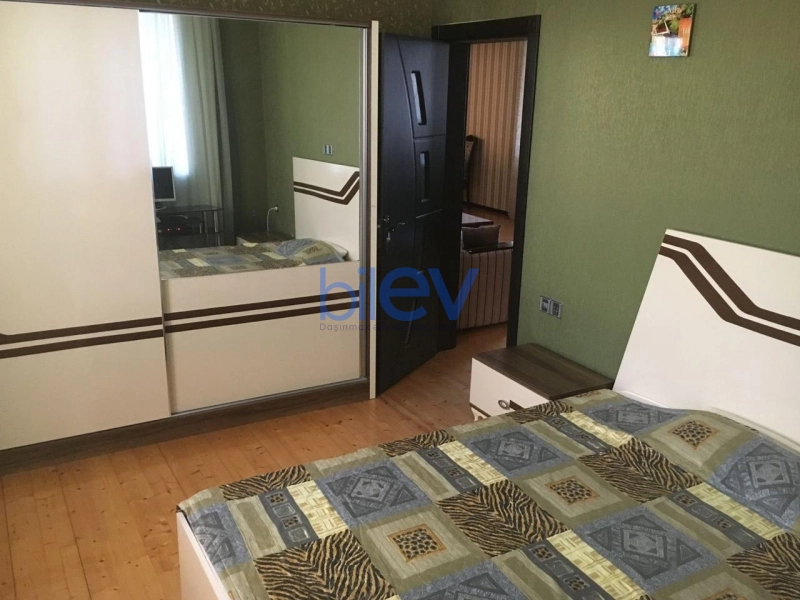 Günlük Kirayə 7 otaqlı Bağ evi  300m², Bakı