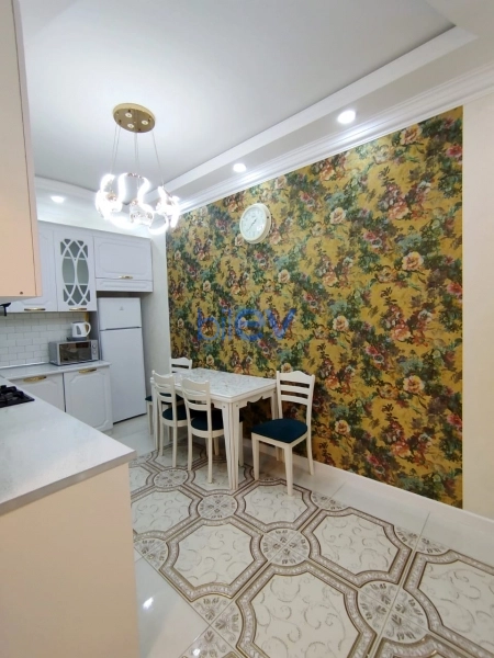 Aylıq Kirayə 2 otaqlı Yeni Tikili bina evi  70m², Bakı