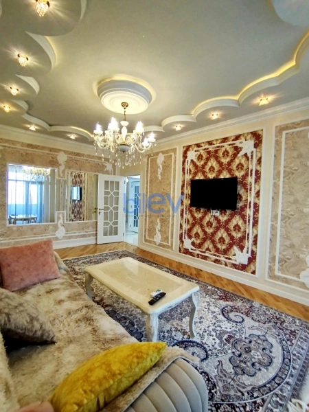 Aylıq Kirayə 2 otaqlı Yeni Tikili bina evi  70m², Bakı