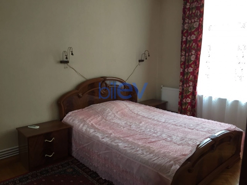 Aylıq Kirayə 2 otaqlı Köhnə Tikili bina evi  65m², Bakı