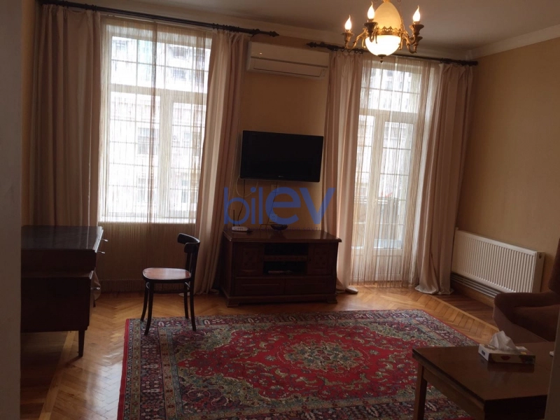 Aylıq Kirayə 2 otaqlı Köhnə Tikili bina evi  65m², Bakı