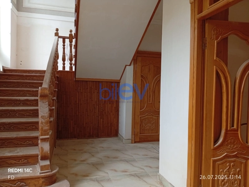 Satış 5 otaqlı Həyət evi  210m², Bakı