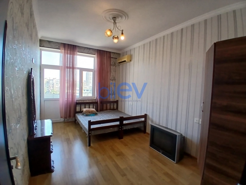 Aylıq Kirayə 2 otaqlı Yeni Tikili bina evi  85m², Bakı