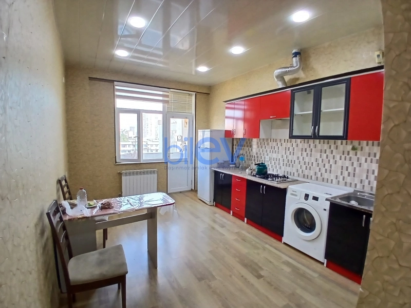Aylıq Kirayə 2 otaqlı Yeni Tikili bina evi  85m², Bakı