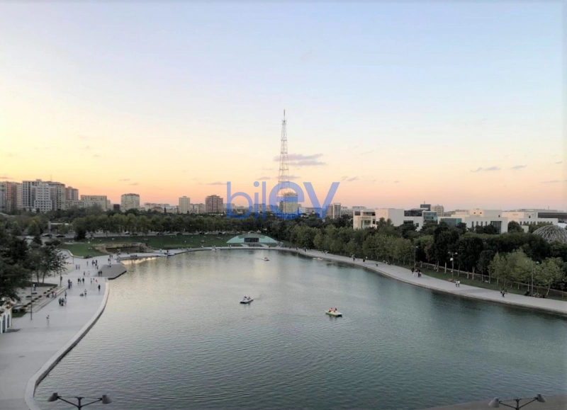 Aylıq Kirayə 3 otaqlı Yeni Tikili bina evi  157m², Bakı
