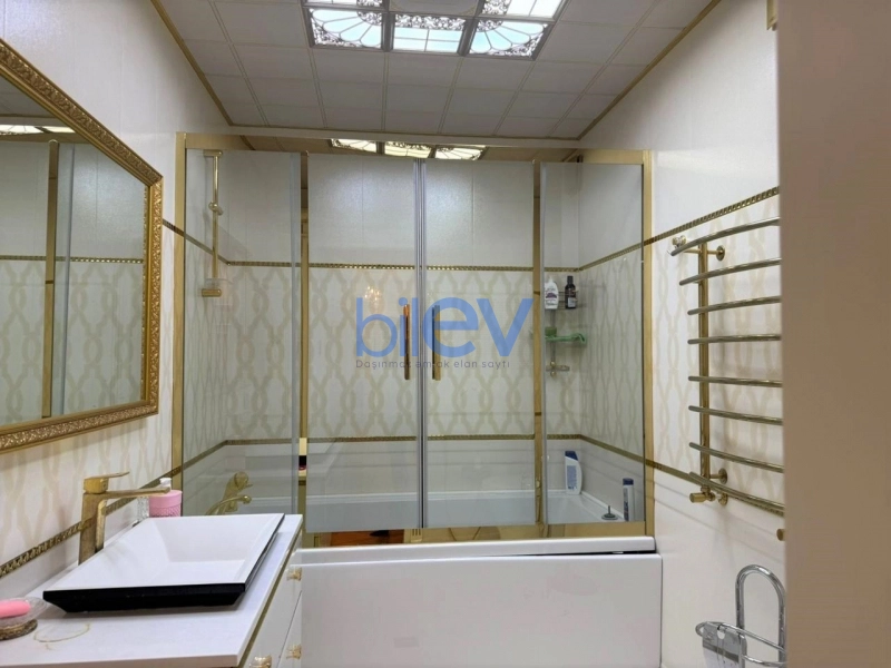 Satış 4 otaqlı Yeni Tikili bina evi  197m², Bakı