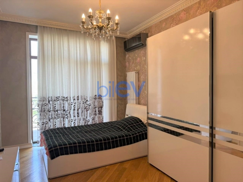 Satış 4 otaqlı Yeni Tikili bina evi  197m², Bakı