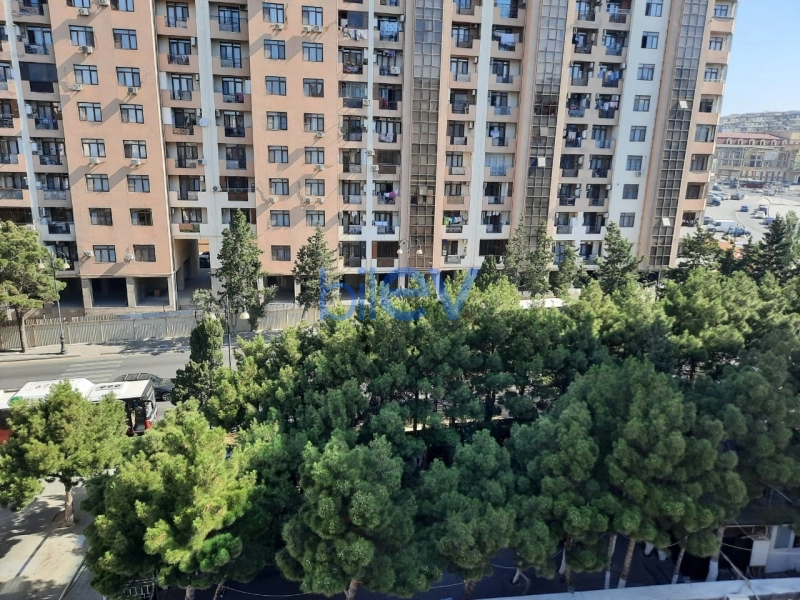 Aylıq Kirayə 2 otaqlı Köhnə Tikili bina evi  70m², Bakı
