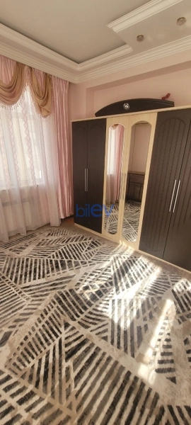 Aylıq Kirayə 3 otaqlı Yeni Tikili bina evi  105m², Bakı