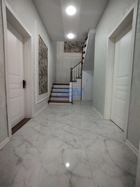 Satış 4 otaqlı Həyət evi  150m², Bakı