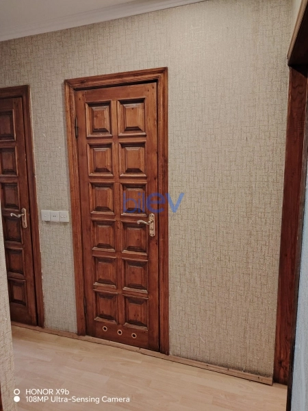 Aylıq Kirayə 3 otaqlı Köhnə Tikili bina evi  45m², Bakı