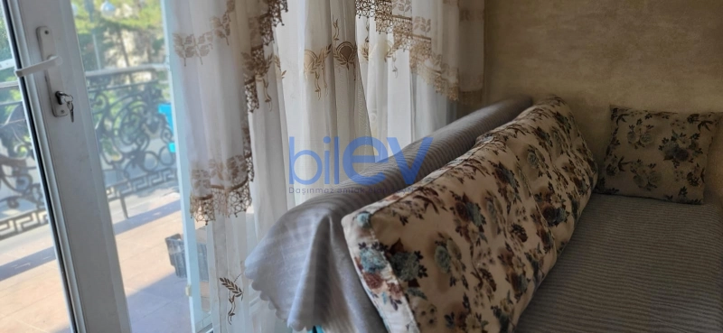 Aylıq Kirayə 3 otaqlı Köhnə Tikili bina evi  72m², Bakı