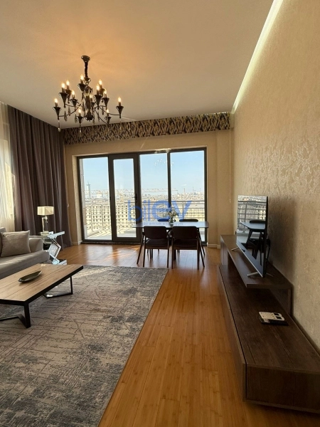 Aylıq Kirayə 3 otaqlı Yeni Tikili bina evi  110m², Bakı